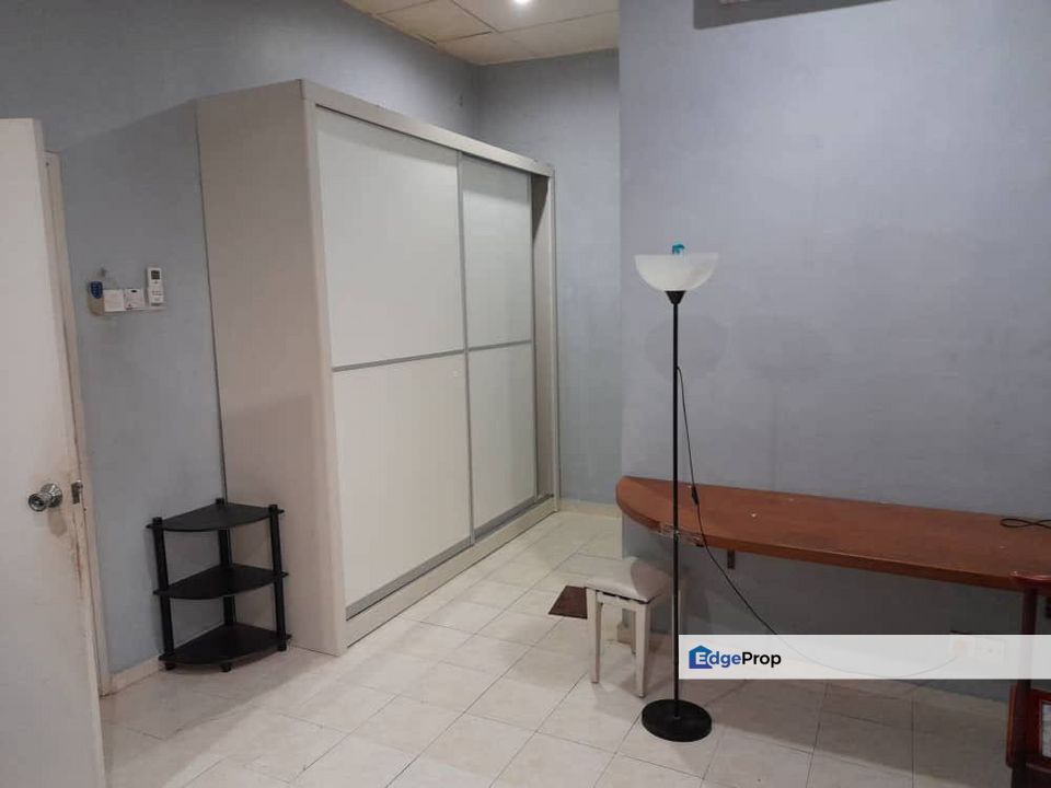 Teres Dua Tingkat Taman Tasik Utama Ayer Keroh, Melaka, Ayer Keroh