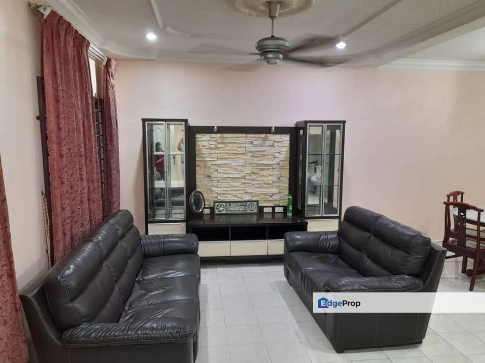 Teres Dua Tingkat Taman Tasik Utama Ayer Keroh, Melaka, Ayer Keroh