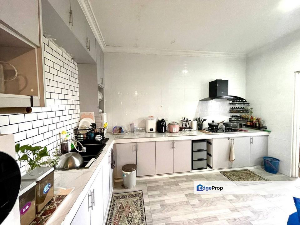 RUMAH SEMI D TAMAN SRIKANDI TELOK PANGLIMA GARANG, Selangor, Telok Panglima Garang