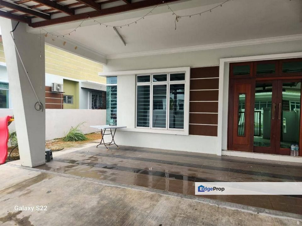 RUMAH SEMI D TAMAN SRIKANDI TELOK PANGLIMA GARANG, Selangor, Telok Panglima Garang