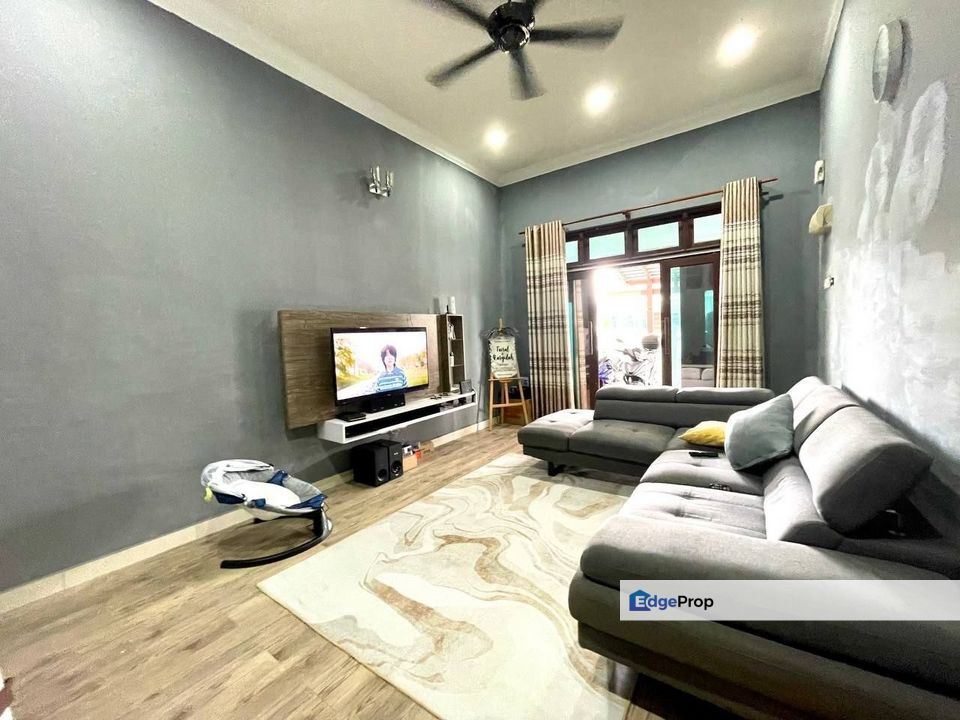 RUMAH SEMI D TAMAN SRIKANDI TELOK PANGLIMA GARANG, Selangor, Telok Panglima Garang