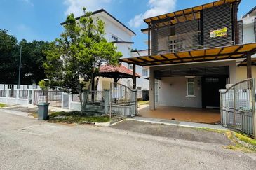 TIARA MELAKA GOLF & COUNTRY CLUB (VILLE