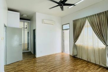 TIARA MELAKA GOLF & COUNTRY CLUB (VILLE