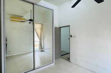 TIARA MELAKA GOLF & COUNTRY CLUB (VILLE