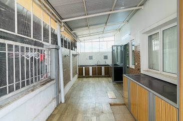 TIARA MELAKA GOLF & COUNTRY CLUB (VILLE