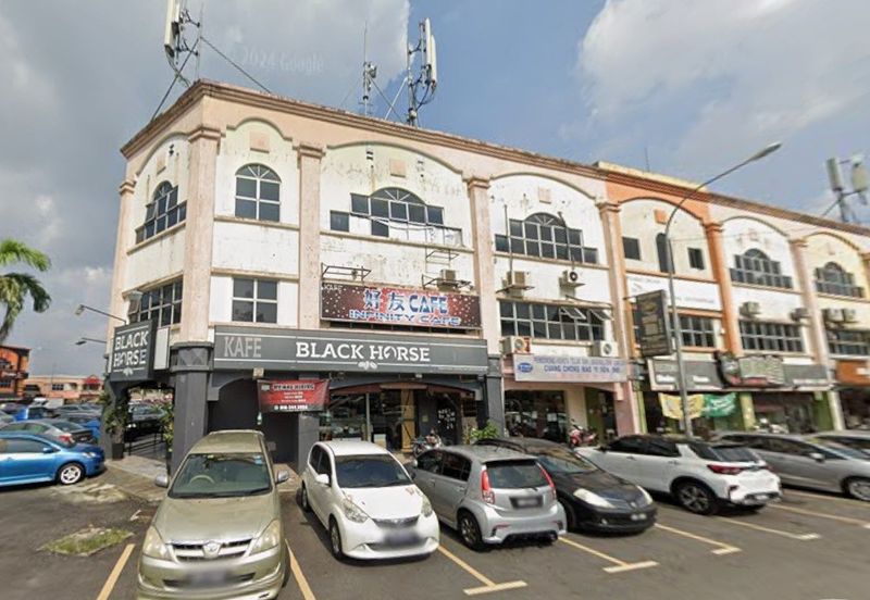 Pusat Perdagangan Seri Kembangan