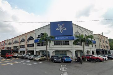 Pusat Perdagangan Seri Kembangan