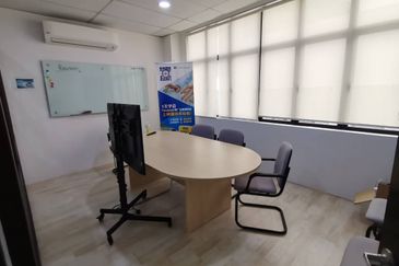 Zentro 1, Bandar 16 Sierra