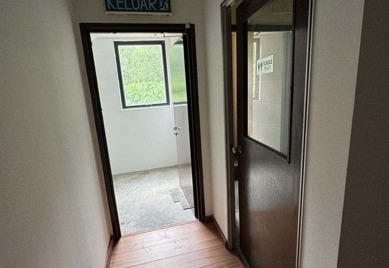 Serdang Perdana Office For Rent Good Condition