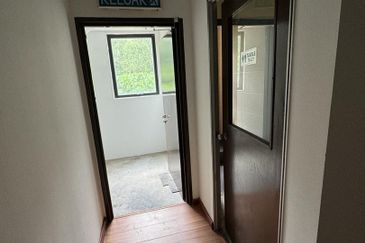 Serdang Perdana Office For Rent Good Condition
