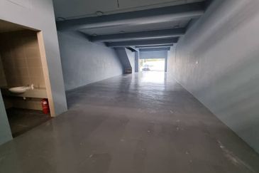 Zentro 1, Bandar 16 Sierra