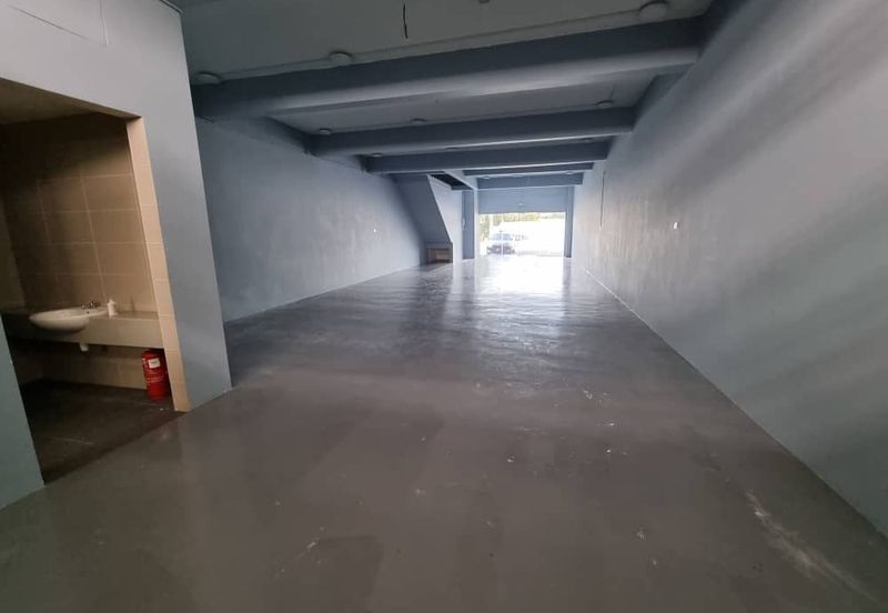 Zentro 1, Bandar 16 Sierra