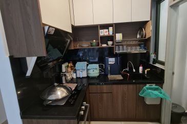 Residensi Legendview