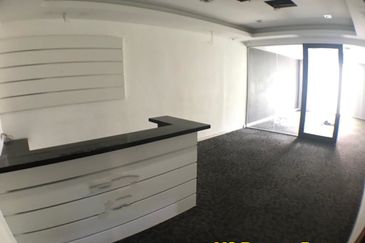 The Reef Rawang Office Lot , FULLY RENOV , Rawang For Rent