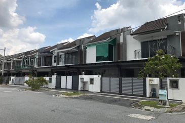 Emerald Garden, Kota Emerald