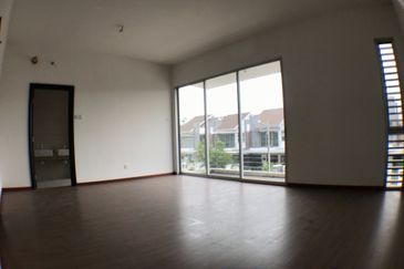 Emerald Garden, Kota Emerald