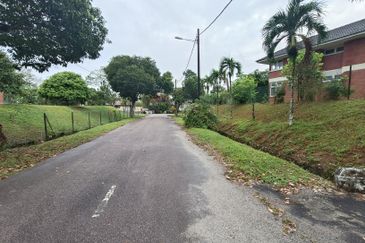 Jalan RESAM 2 ulu tiram Johor, johor bahru 