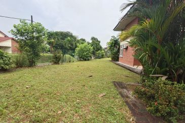 Jalan RESAM 2 ulu tiram Johor, johor bahru 