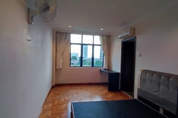 Palm Gardens Condominium