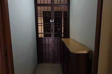 Prima Regency (Dorchester Court)