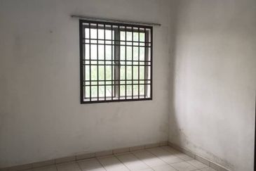 Taman Cahaya Kota Putri Shop Apartment