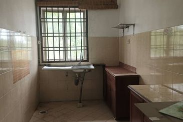 Taman Cahaya Kota Putri Shop Apartment