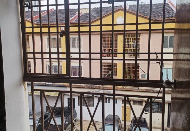 Taman Cahaya Kota Putri Shop Apartment