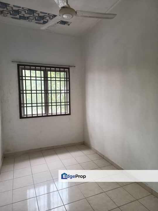 Jalan jelatang @ Taman MEGAH RIA Masai johor , Johor, Masai