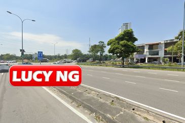 Kawasan Perniagaan Simpang Ampat