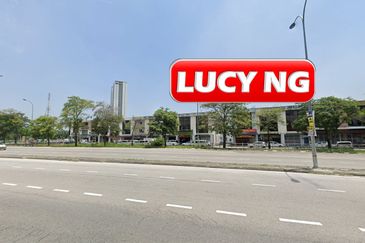 Kawasan Perniagaan Simpang Ampat