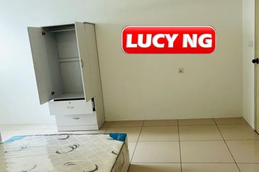 Arasia Perdana (The Clovers)