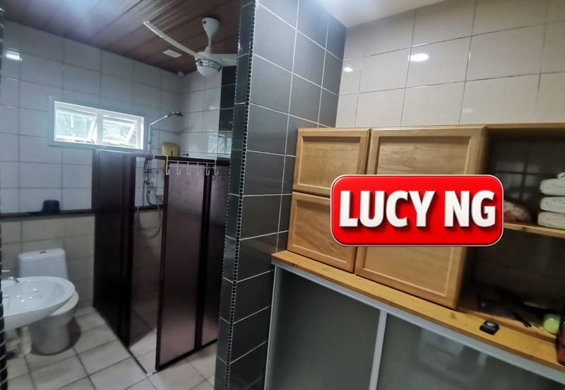 Kampung Teluk Kumbar