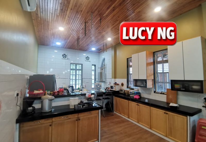 Kampung Teluk Kumbar