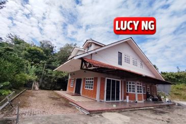 Kampung Teluk Kumbar