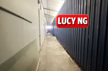 Pusat Perniagaan Star Avenue