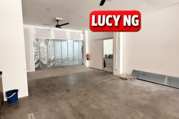 Pusat Perniagaan Star Avenue