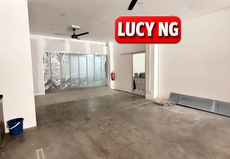 Pusat Perniagaan Star Avenue