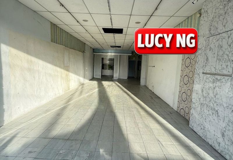 Kawasan Perniagaan Simpang Ampat