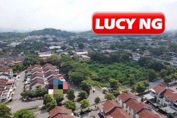 Kampung Bukit Tengah