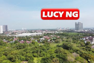 Kampung Bukit Tengah