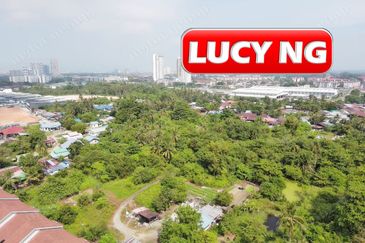 Kampung Bukit Tengah