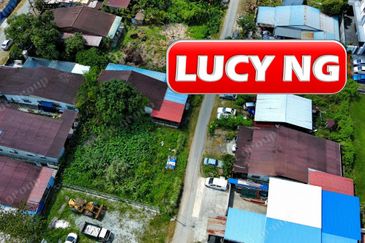 Kampung Bukit Tengah