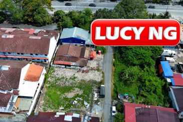 Kampung Bukit Tengah