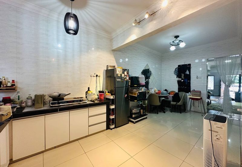 Taman Mawar, Bandar Baru Salak Tinggi