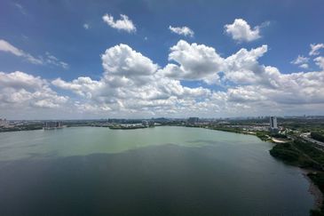 LBS Skylake Residence