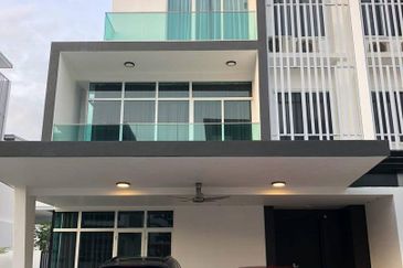 Clover Garden Residences