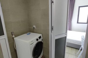 Kenwingston Square Garden