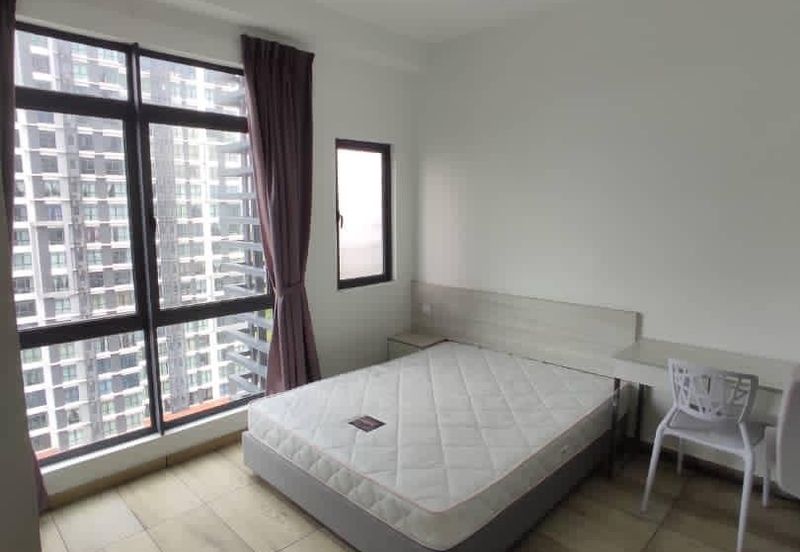 Kenwingston Square Garden