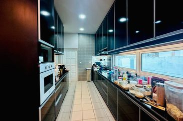 Clover Garden Residences