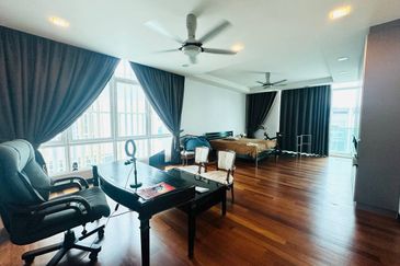 Clover Garden Residences